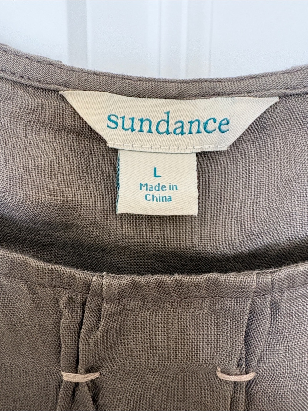 Sundance Taupe Linen-Textured Shift Top - Picture 2 of 9